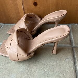 Bolilan tan woven slide Sandals